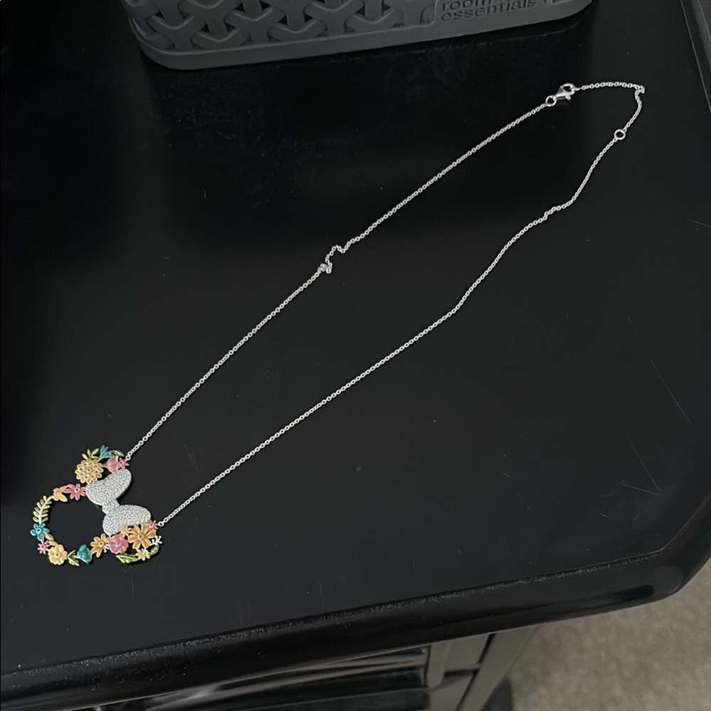 Disney Rebecca Hook Minnie Floral 🌸Necklace with Enchanting Charm - Picture 2 of 9